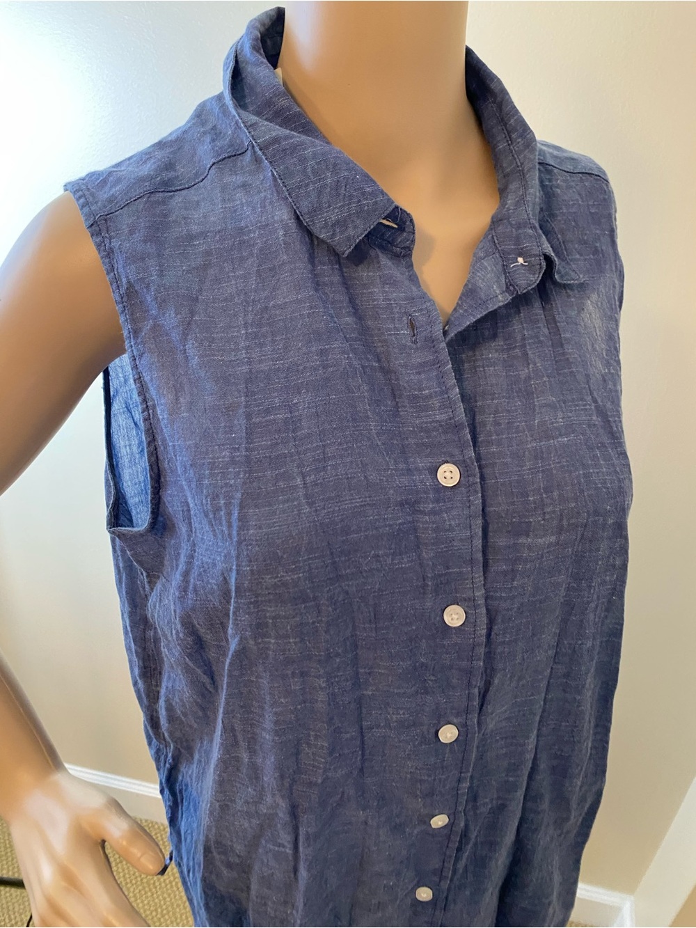 G.H. Bass & Co. Sleeveless Button-Front Top in Navy Blue